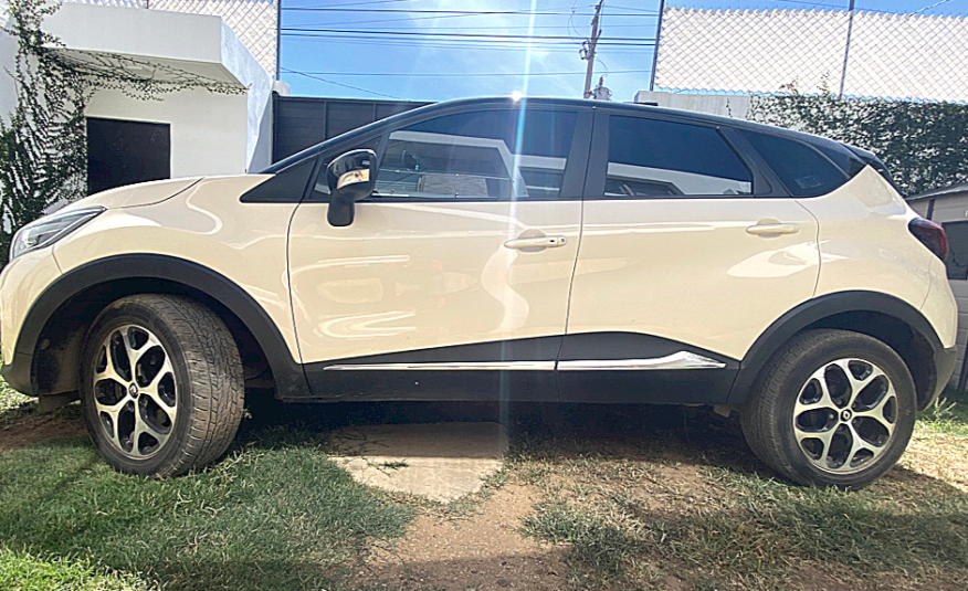 2019 *Renault Captur